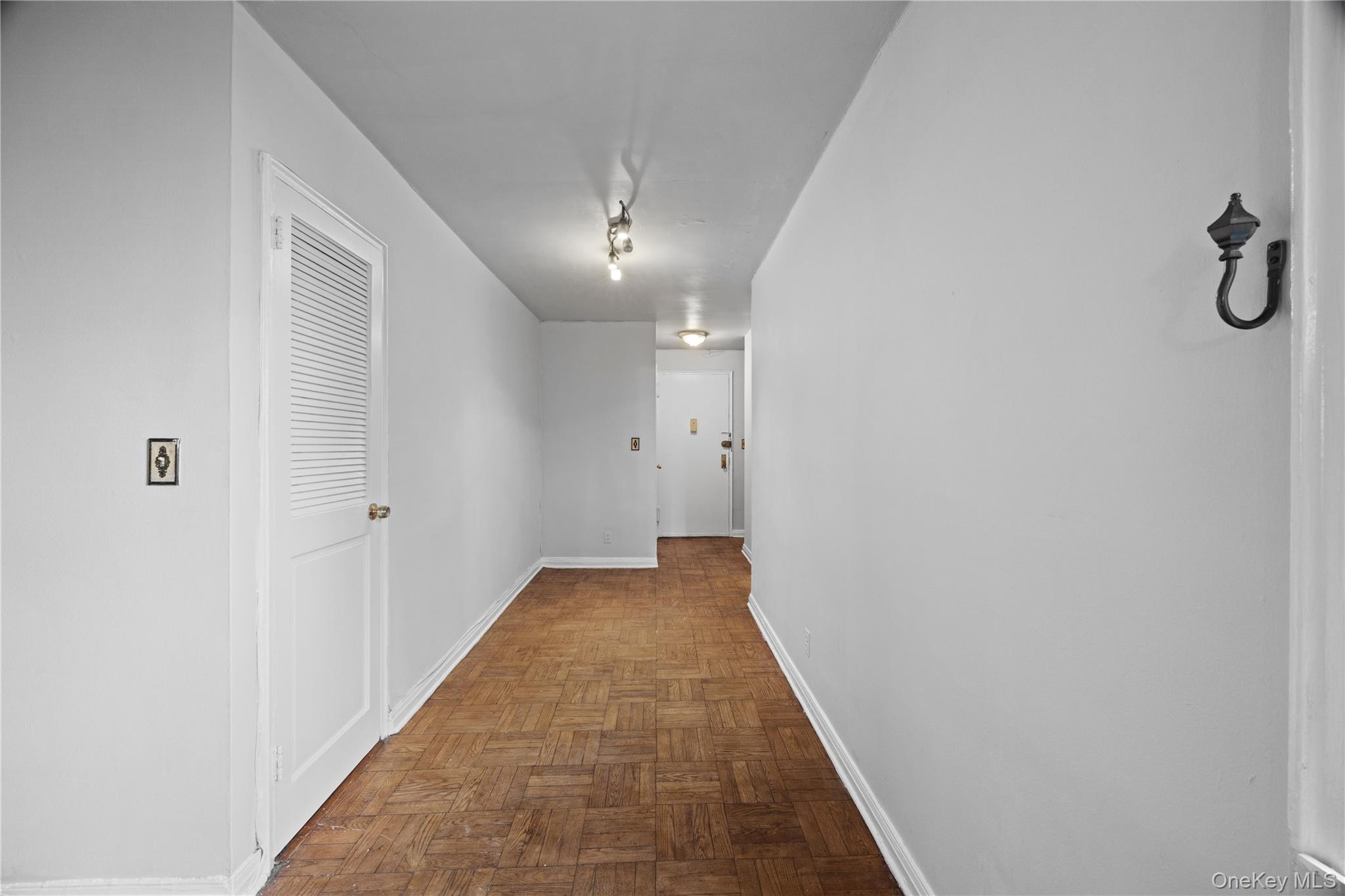 480 Riverdale 2-U Yonkers Yonkers, NY 10705