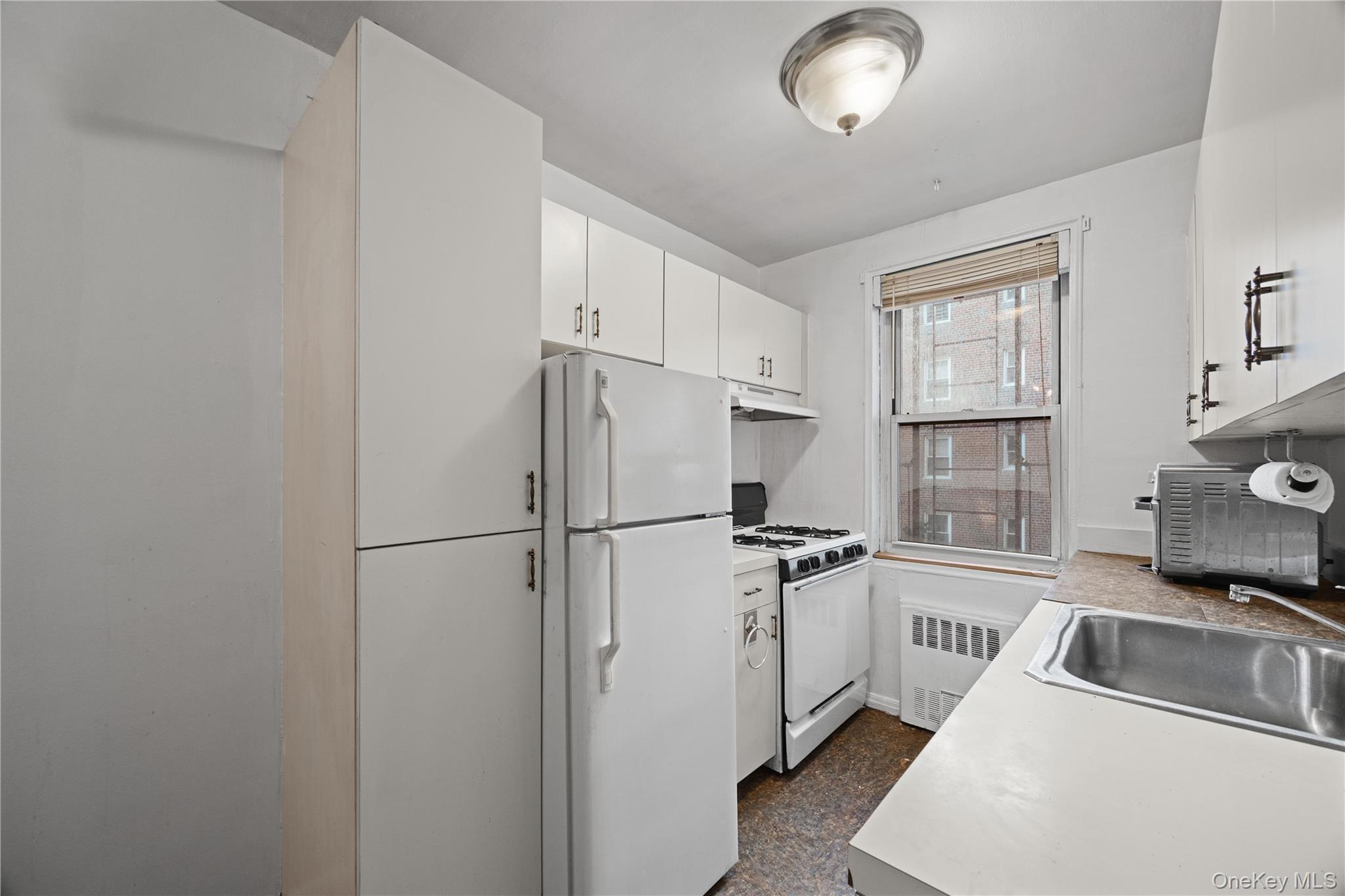 480 Riverdale 2-U Yonkers Yonkers, NY 10705