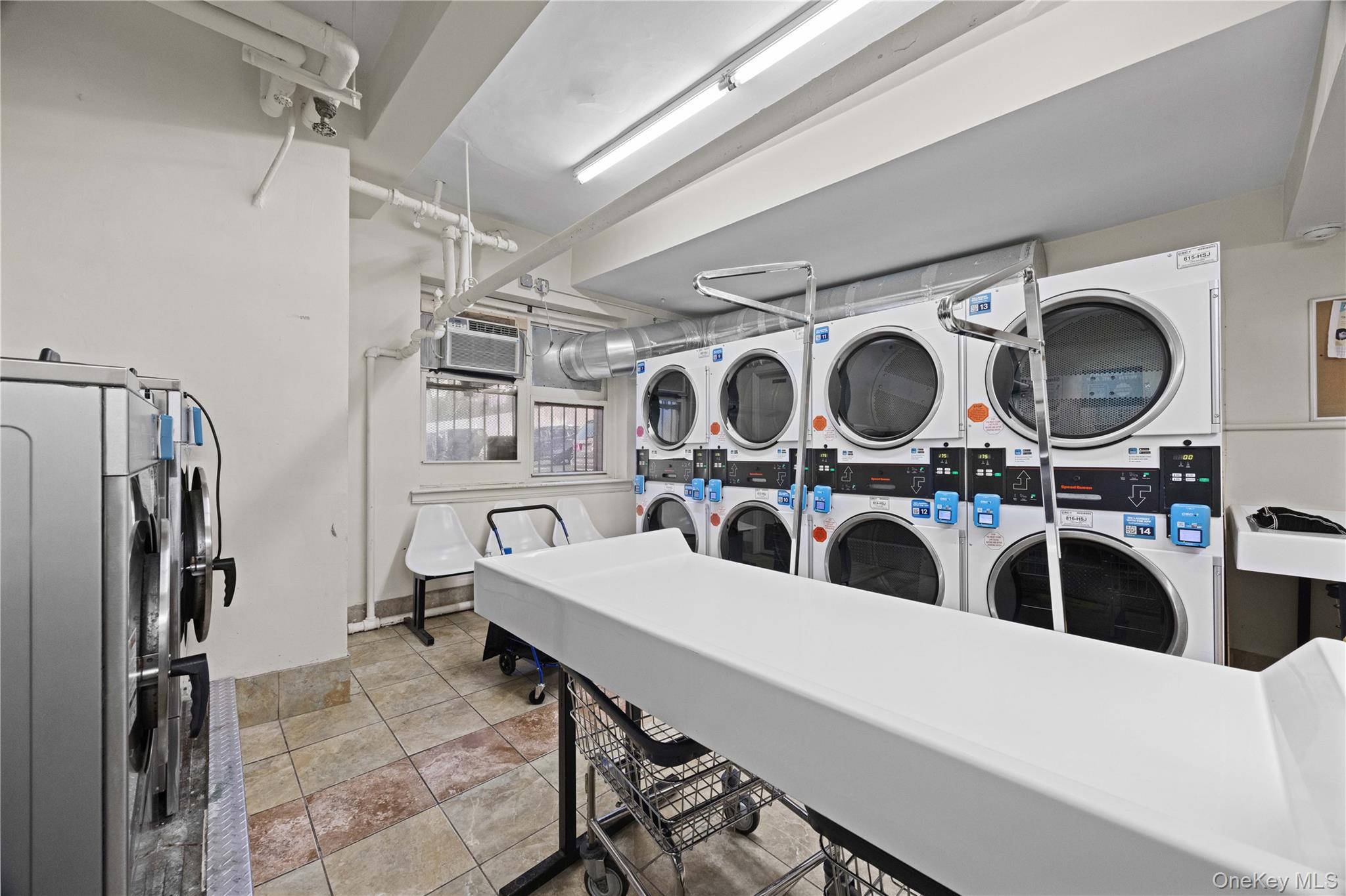 480 Riverdale 2-U Yonkers Yonkers, NY 10705