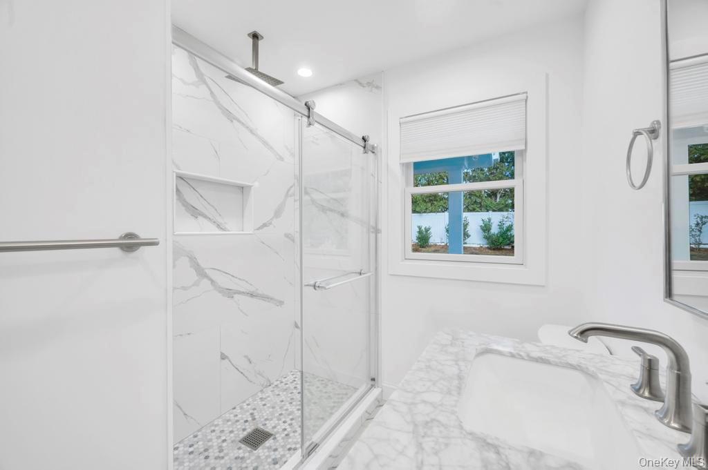 12 George Street Hampton Bays Hampton Bays, NY 11946