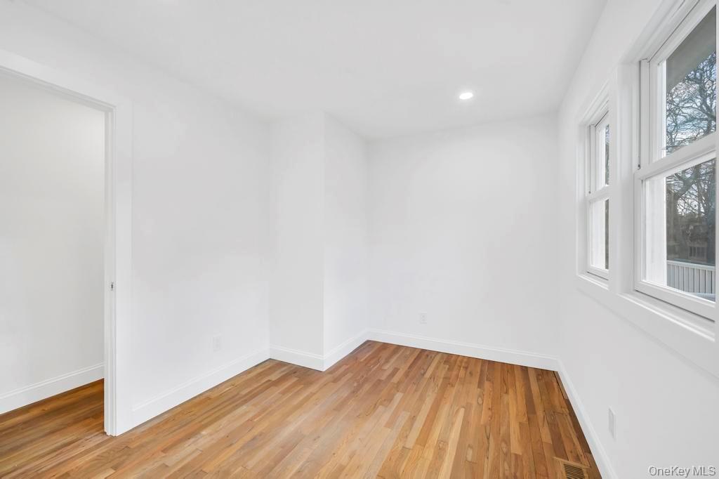 12 George Street Hampton Bays Hampton Bays, NY 11946