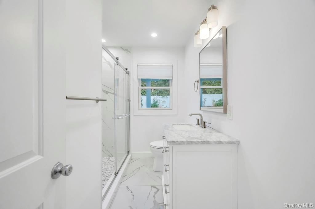 12 George Street Hampton Bays Hampton Bays, NY 11946