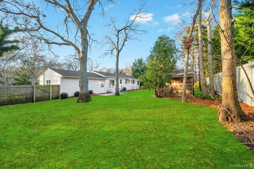 12 George Street Hampton Bays Hampton Bays, NY 11946