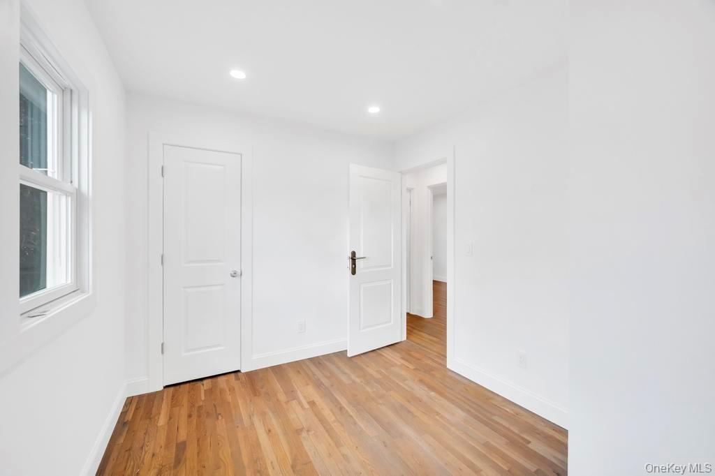 12 George Street Hampton Bays Hampton Bays, NY 11946