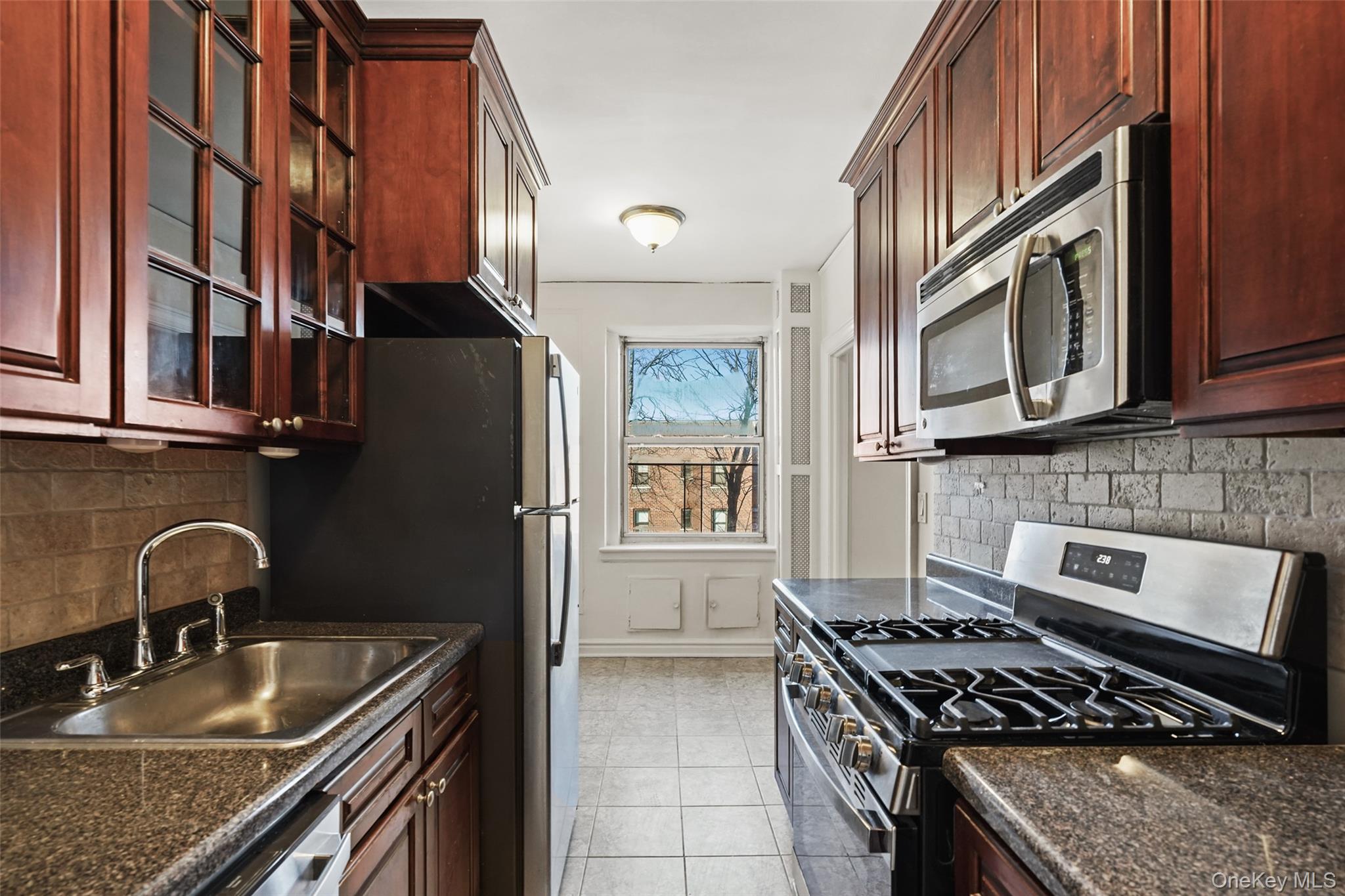 19 william Street 5-J Mount Vernon Mount Vernon, NY 10552