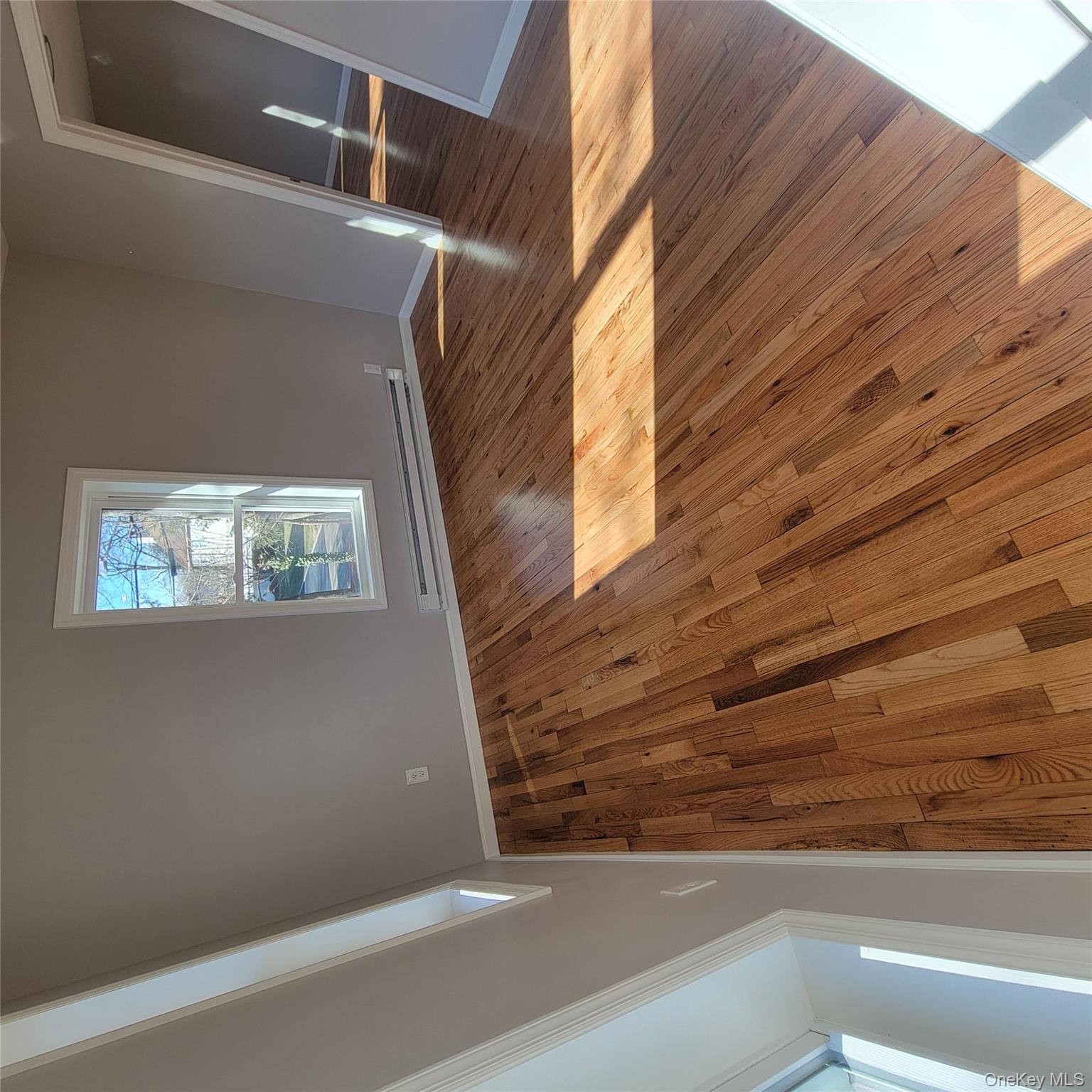 19 Railroad Street 2nd Floor Greenlawn Greenlawn, NY 11740