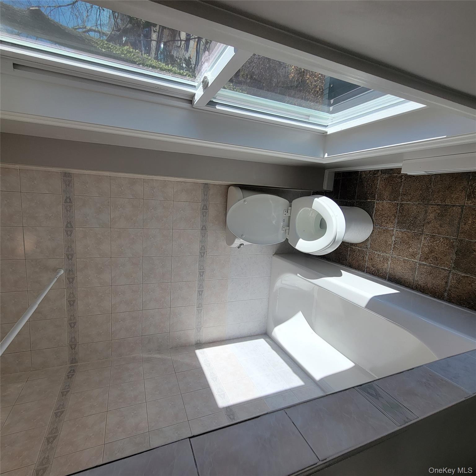 19 Railroad Street 2nd Floor Greenlawn Greenlawn, NY 11740