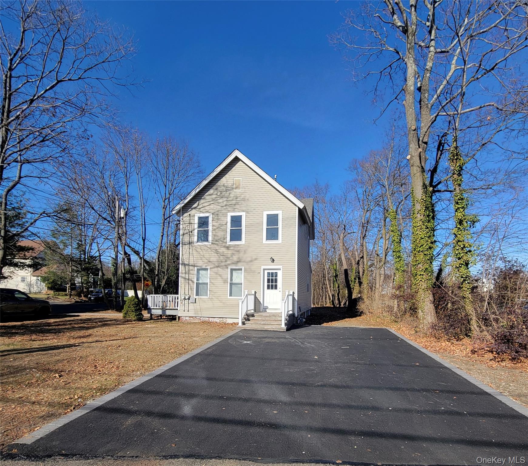 19 Railroad Street 2nd Floor Greenlawn Greenlawn, NY 11740