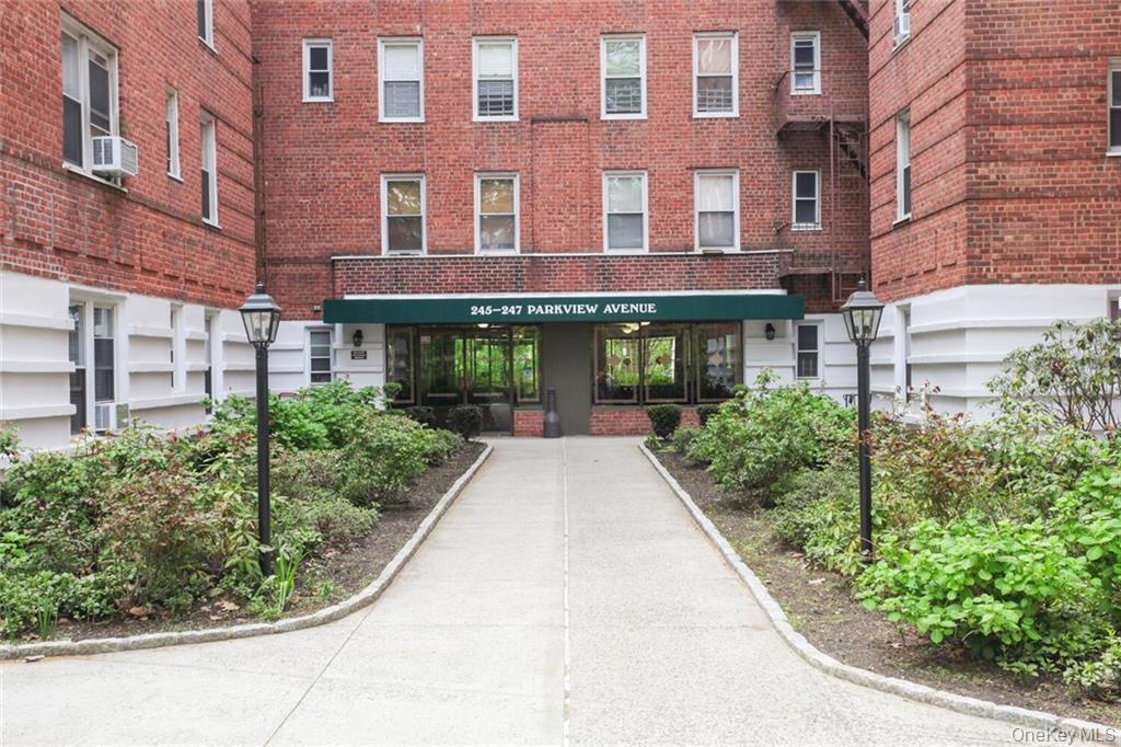 247 Parkview Avenue 6-P Bronxville Bronxville, NY 10708