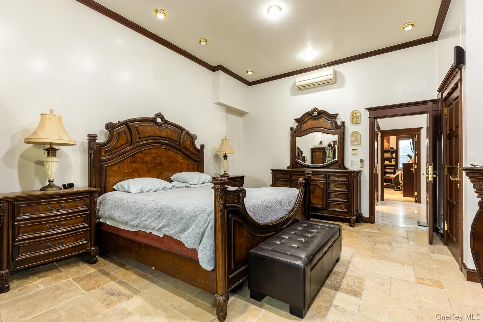 2042 26th Street Astoria Astoria, NY 11105