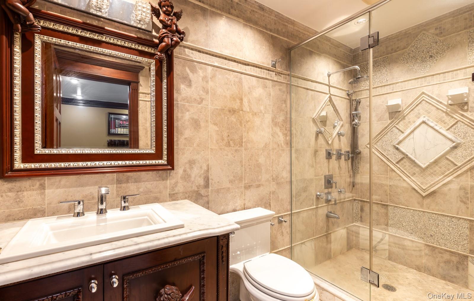 2042 26th Street Astoria Astoria, NY 11105