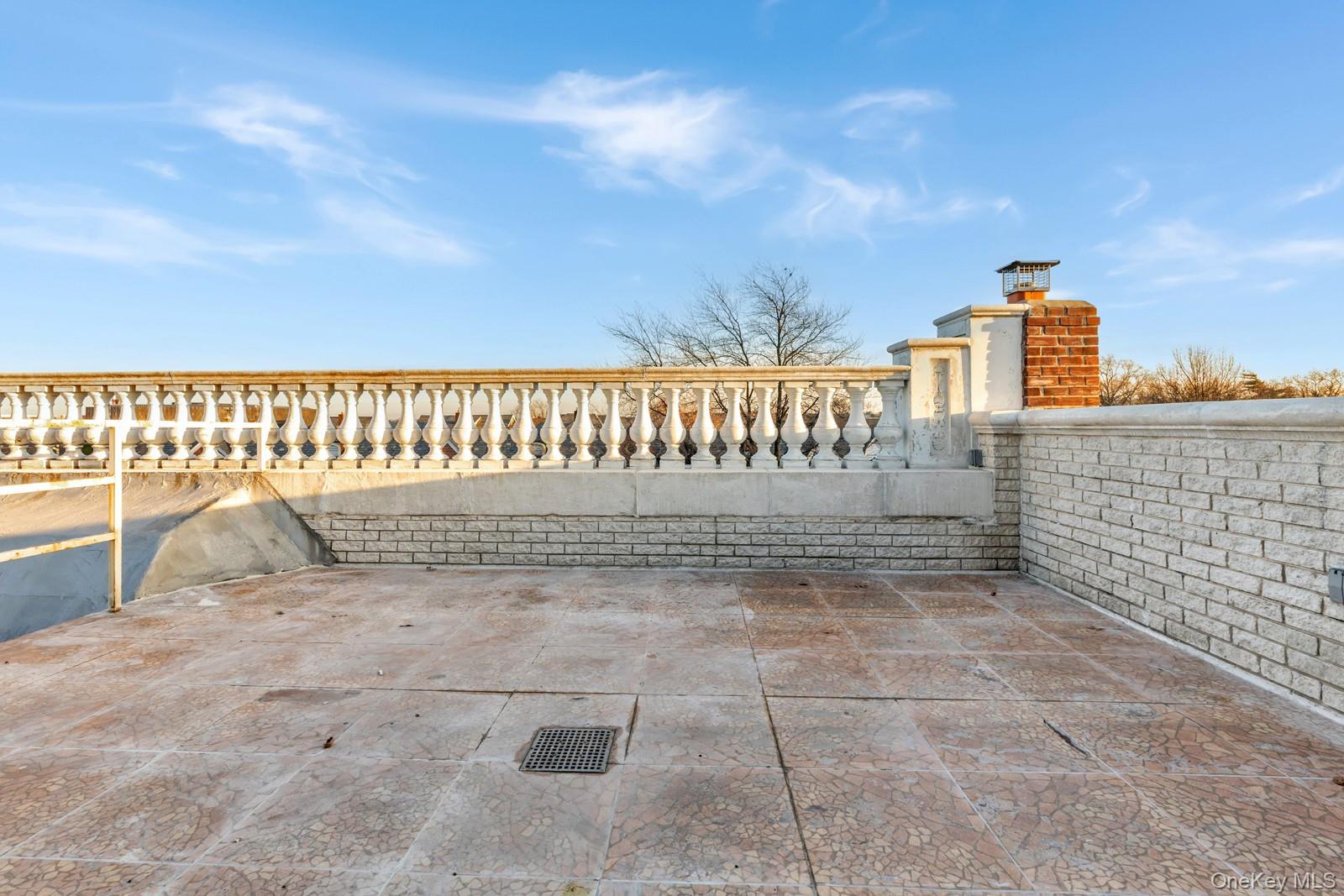 2042 26th Street Astoria Astoria, NY 11105