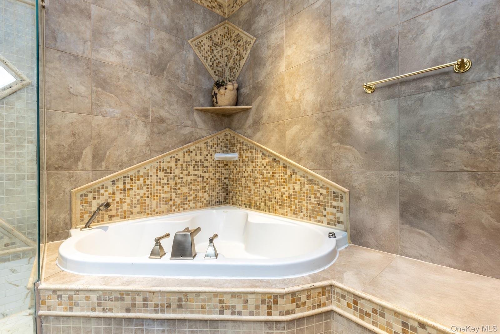 2042 26th Street Astoria Astoria, NY 11105