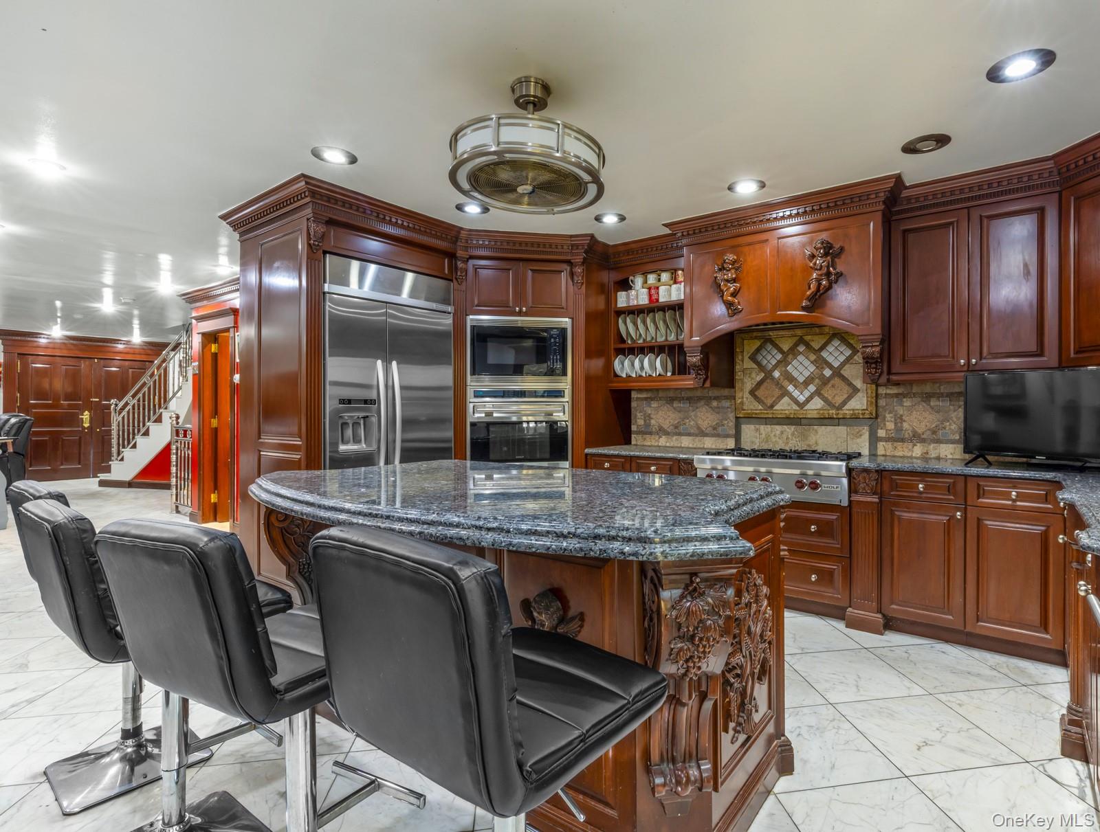 2042 26th Street Astoria Astoria, NY 11105