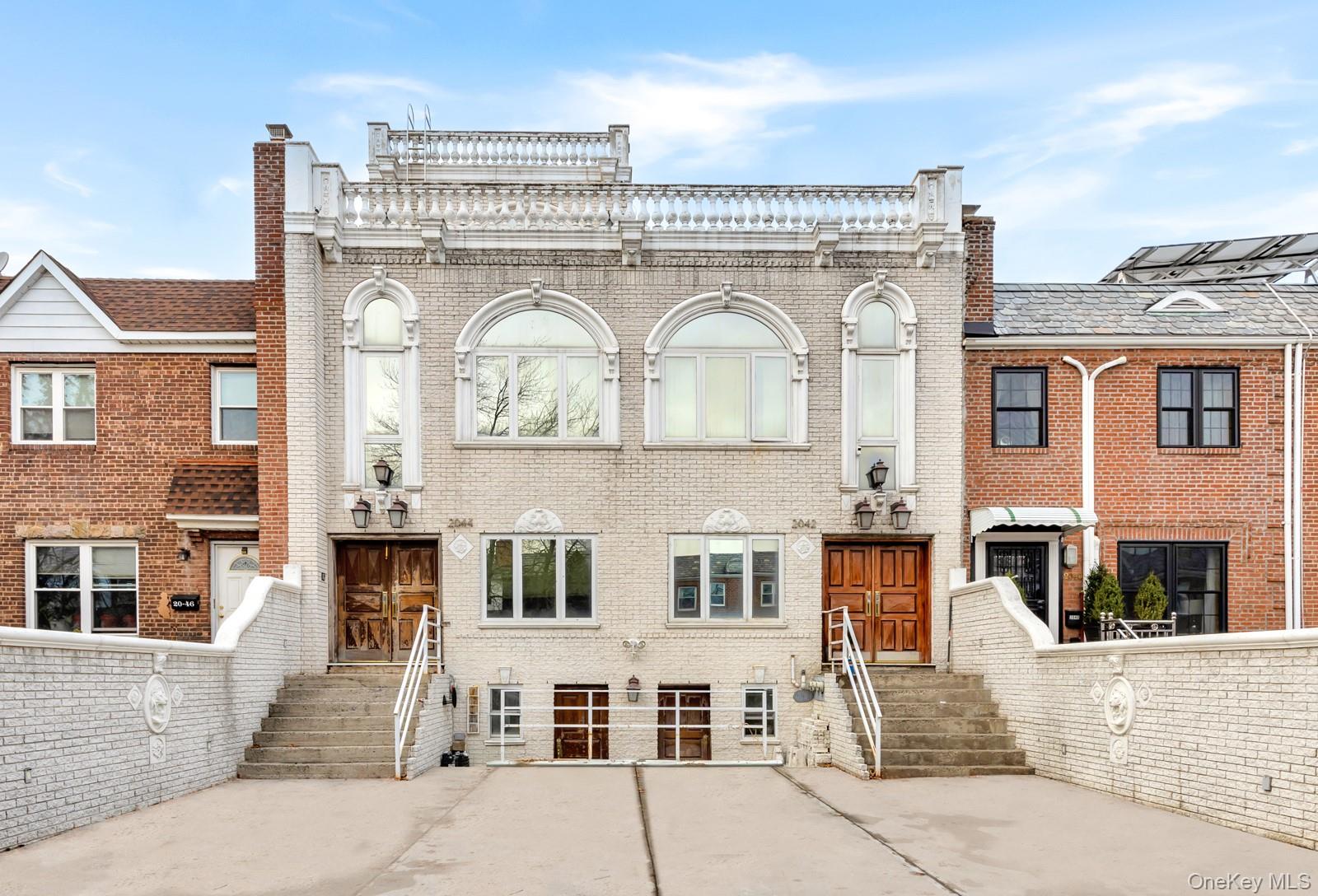 2042 26th Street Astoria Astoria, NY 11105