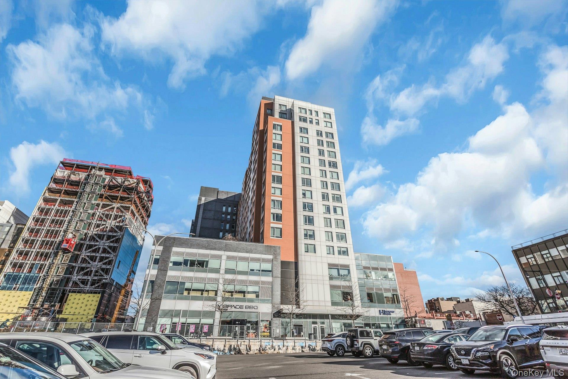 138-35 39th Avenue 14-M Flushing Flushing, NY 11354