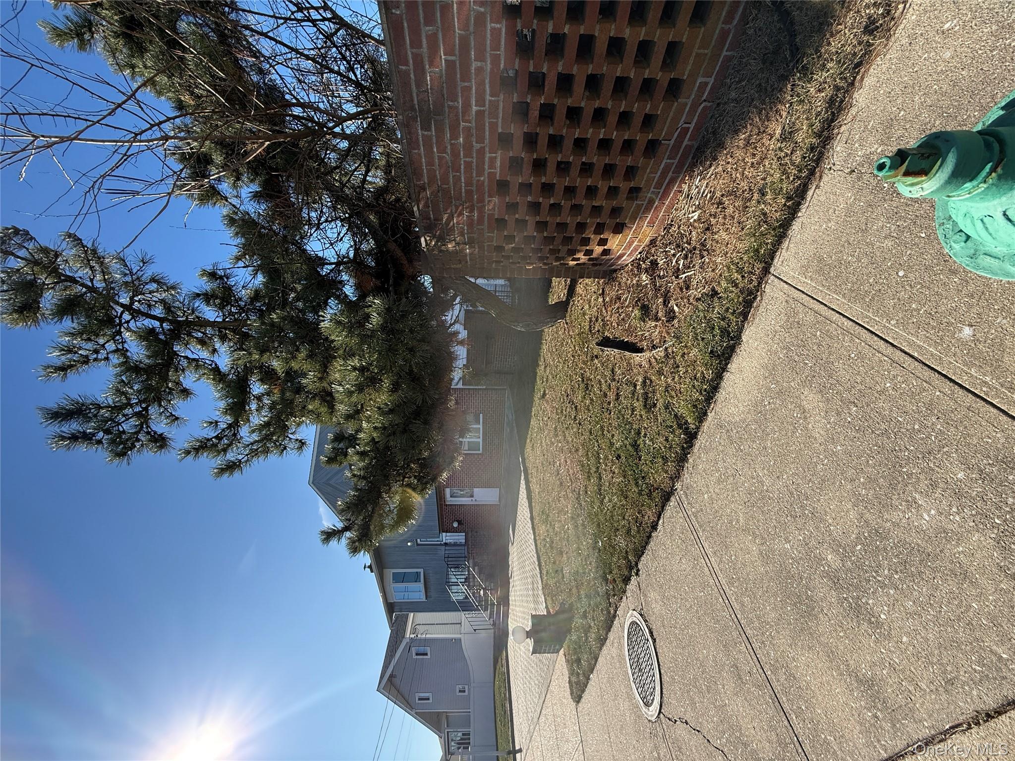 300 Branch Avenue Freeport Freeport, NY 11520