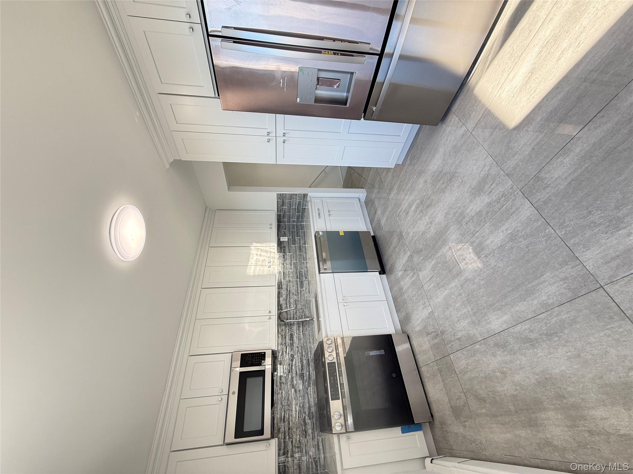 300 Branch Avenue Freeport Freeport, NY 11520