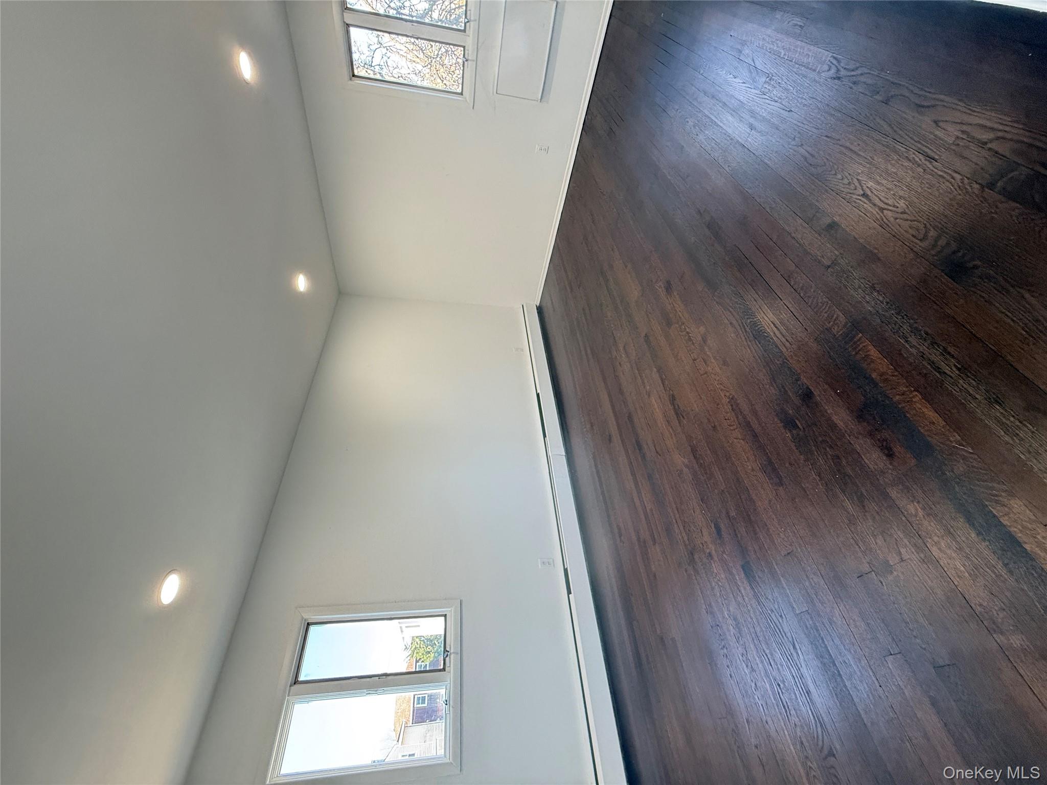 300 Branch Avenue Freeport Freeport, NY 11520