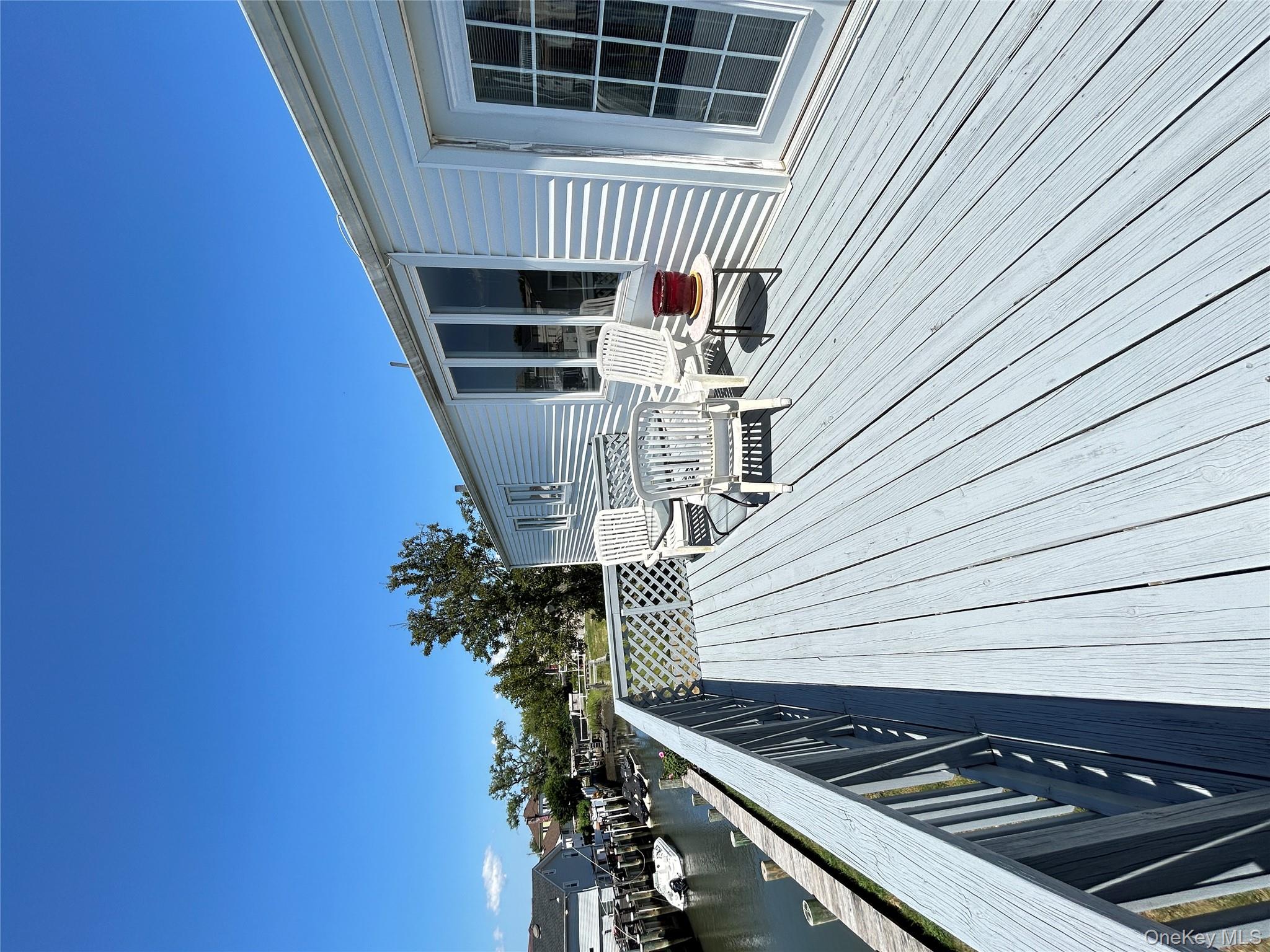 300 Branch Avenue Freeport Freeport, NY 11520