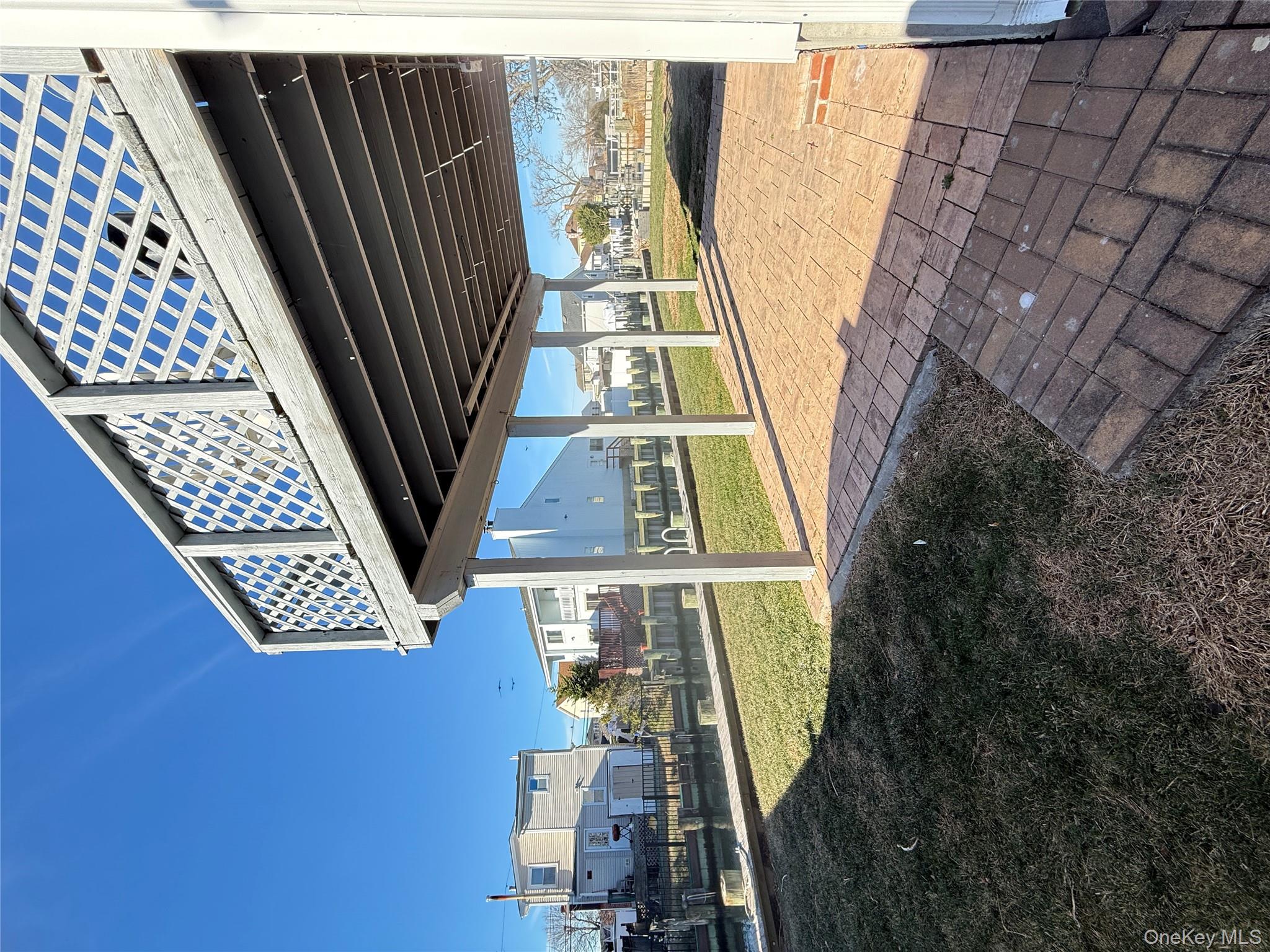 300 Branch Avenue Freeport Freeport, NY 11520