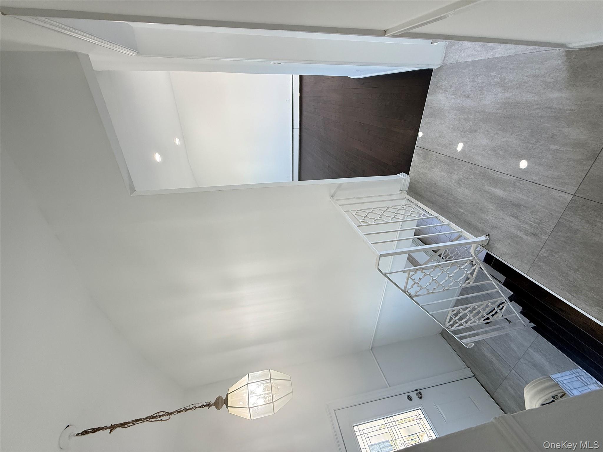 300 Branch Avenue Freeport Freeport, NY 11520