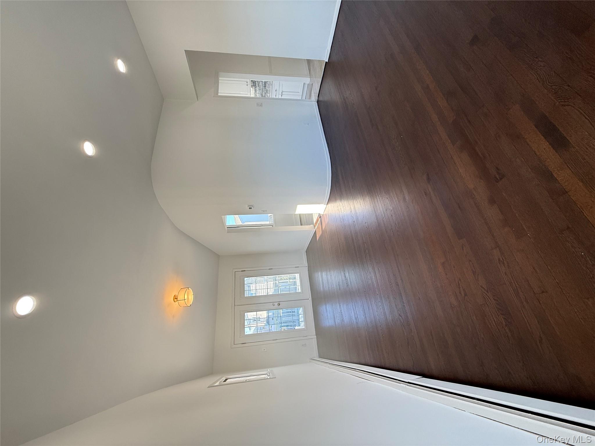 300 Branch Avenue Freeport Freeport, NY 11520