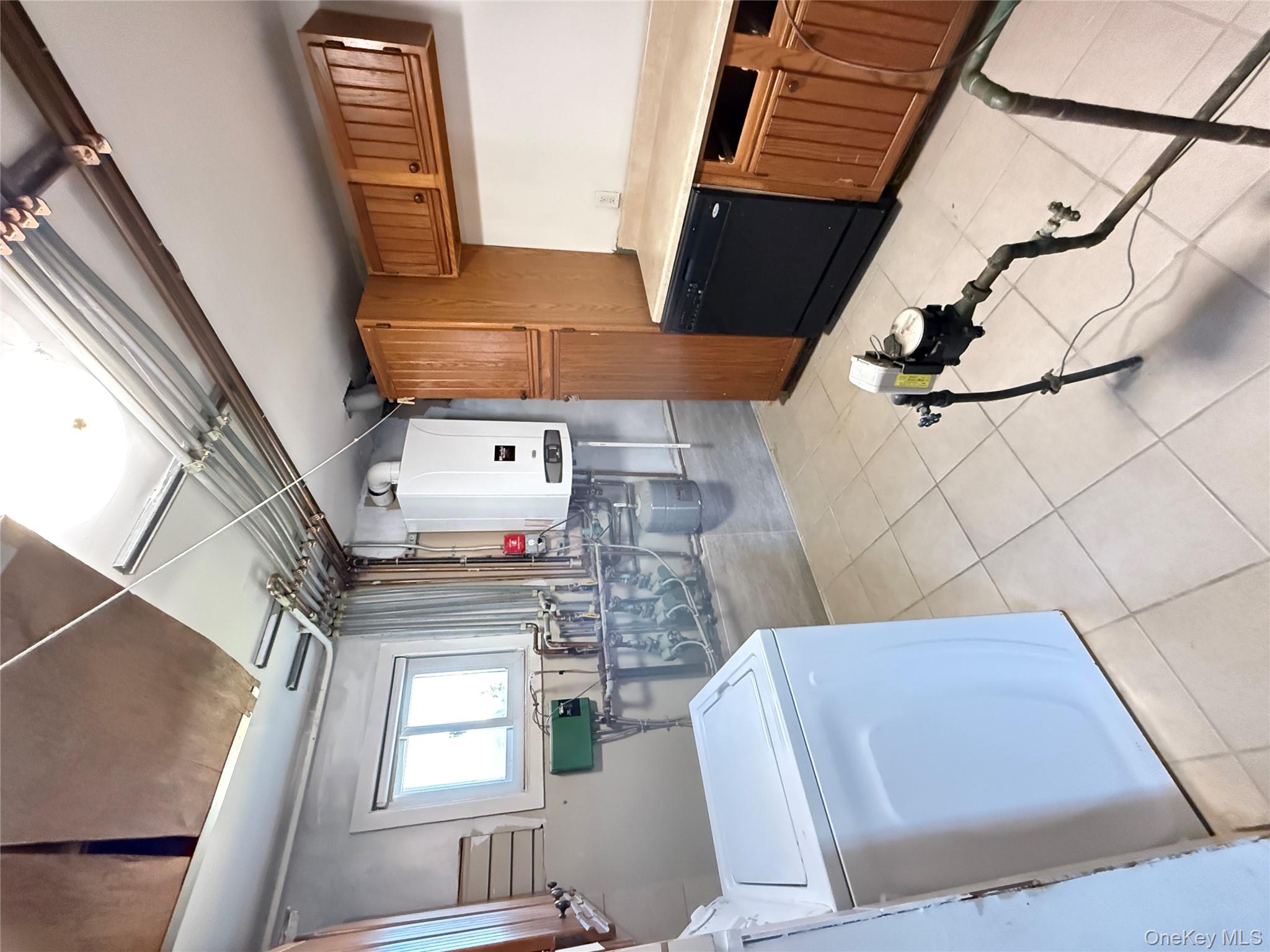 300 Branch Avenue Freeport Freeport, NY 11520