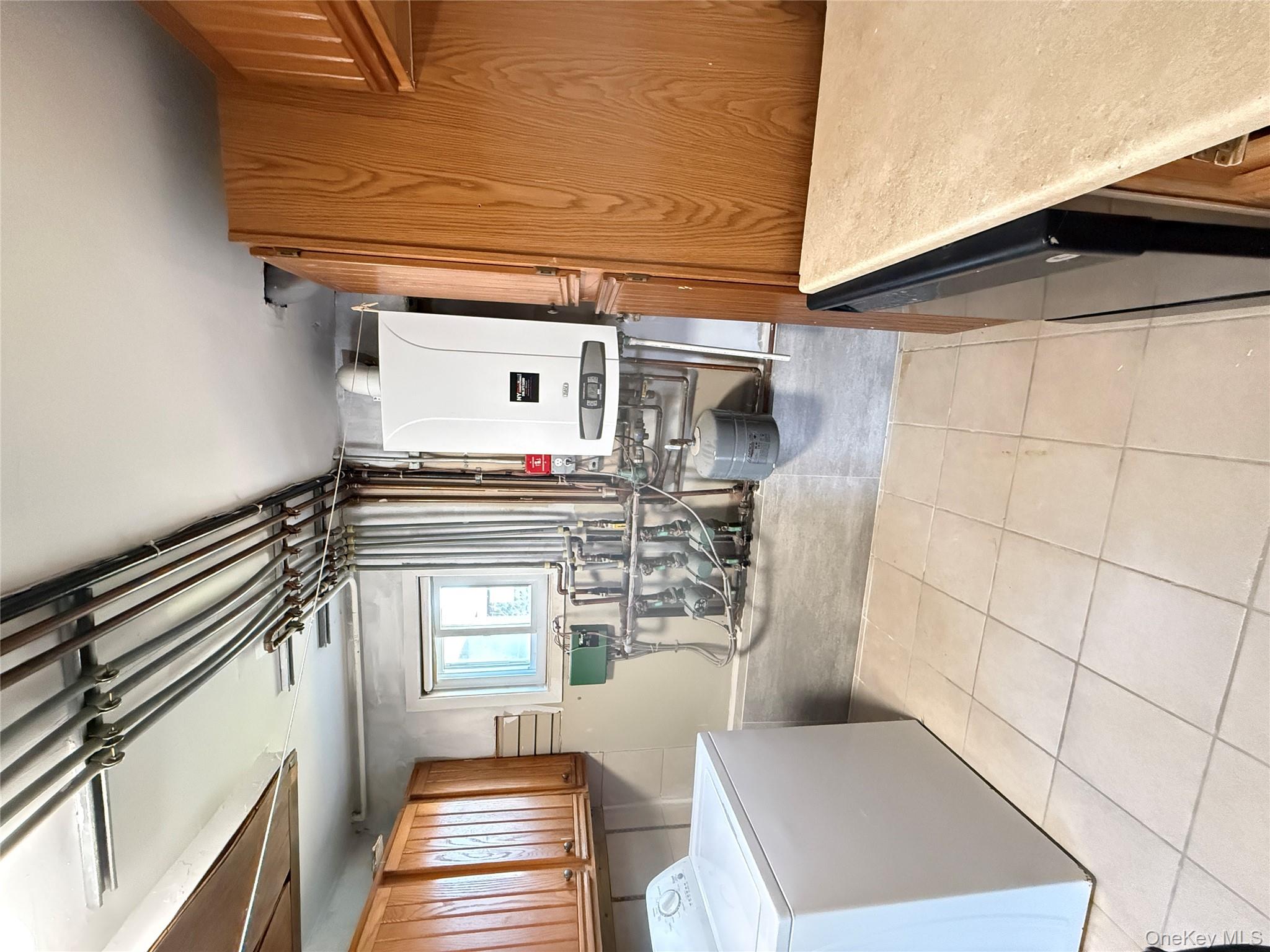 300 Branch Avenue Freeport Freeport, NY 11520