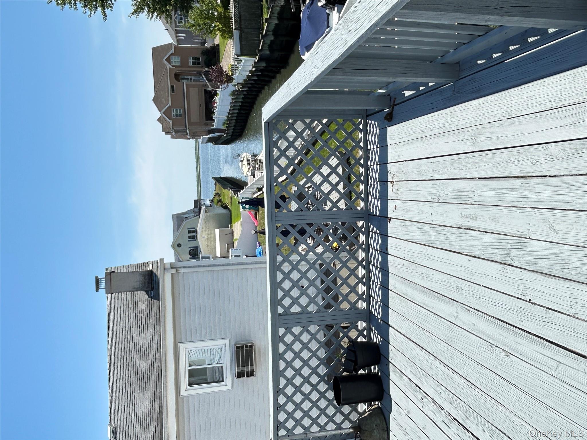 300 Branch Avenue Freeport Freeport, NY 11520