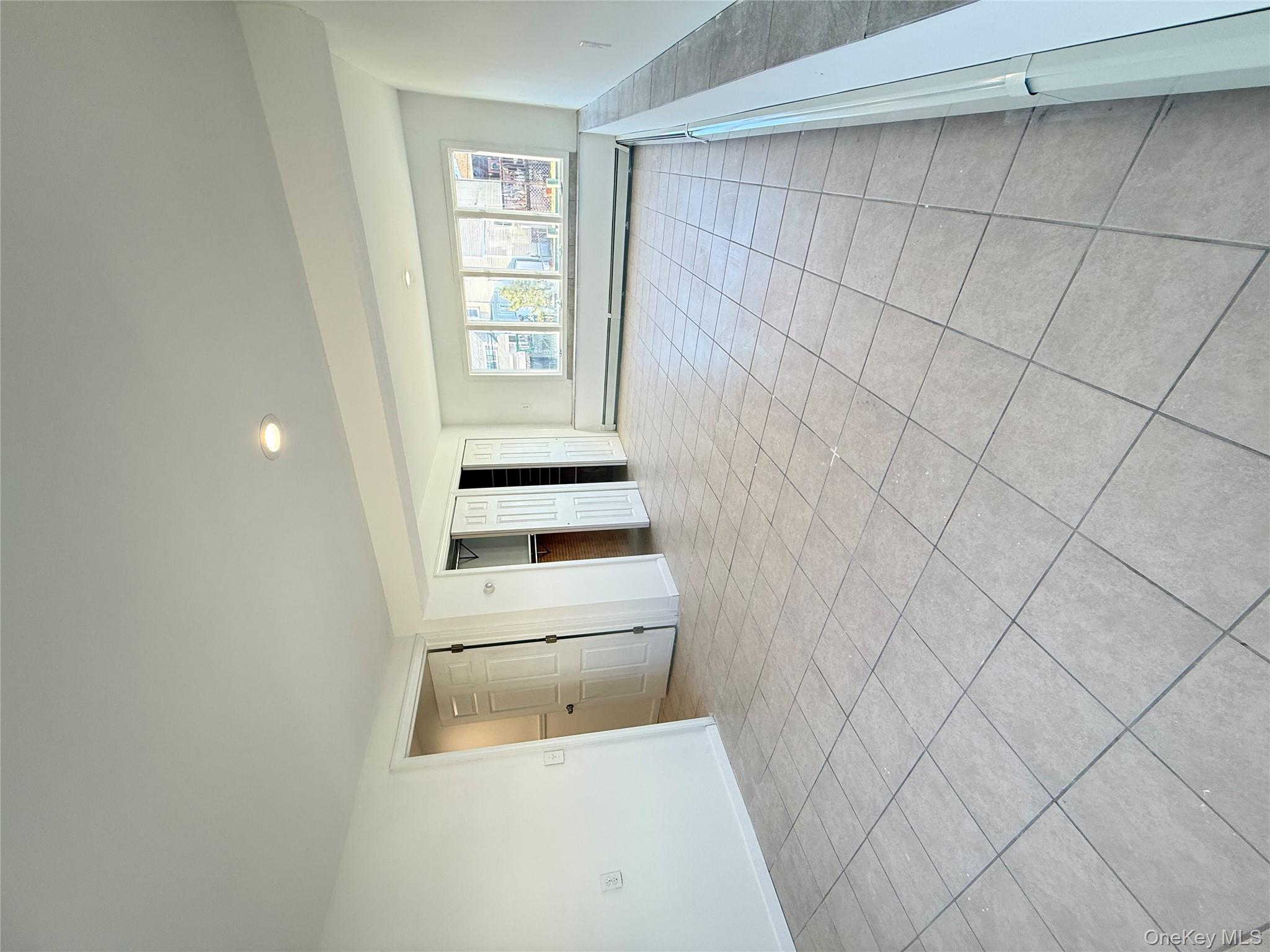 300 Branch Avenue Freeport Freeport, NY 11520