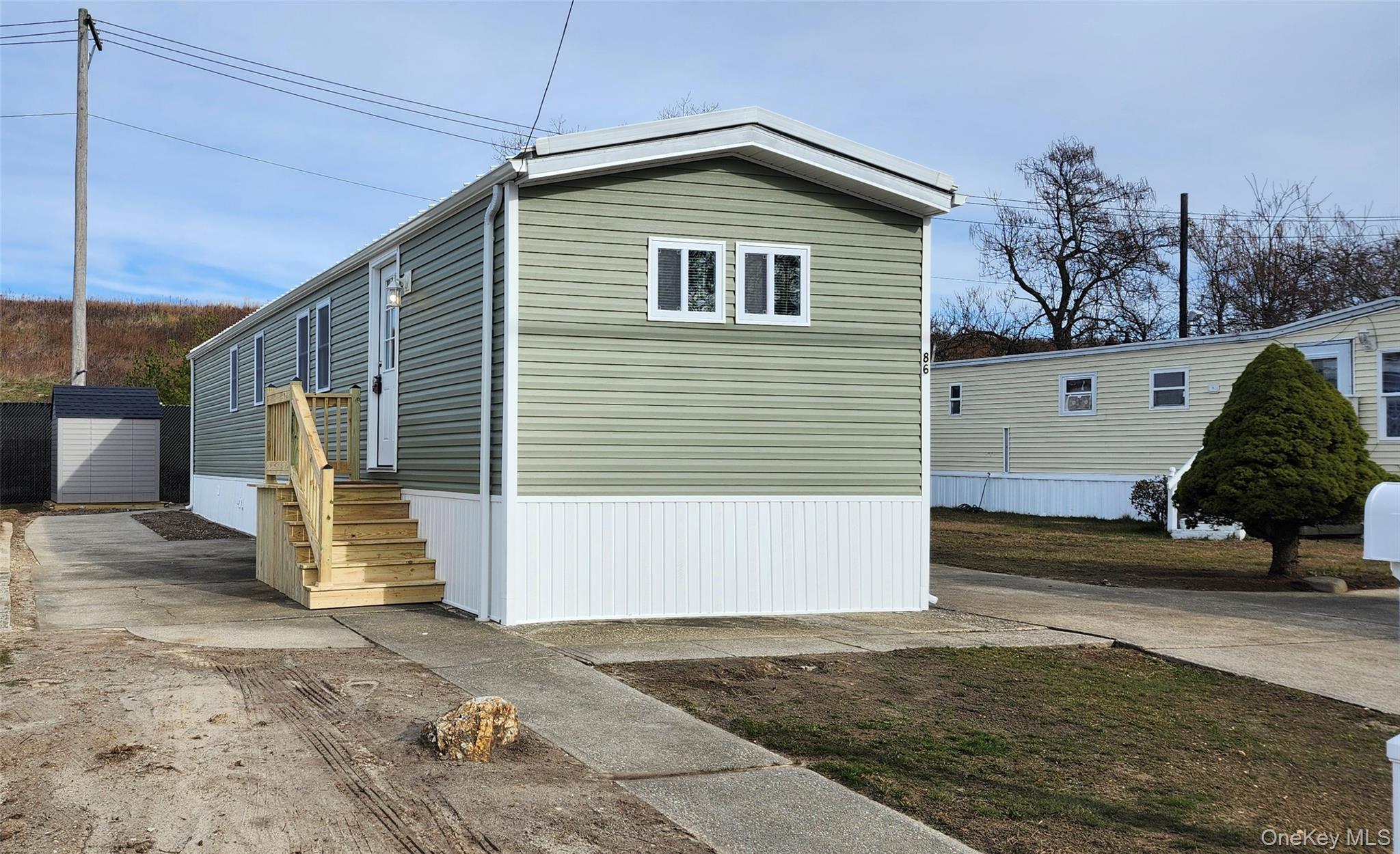 86 Lincoln Avenue Holbrook Holbrook, NY 11741