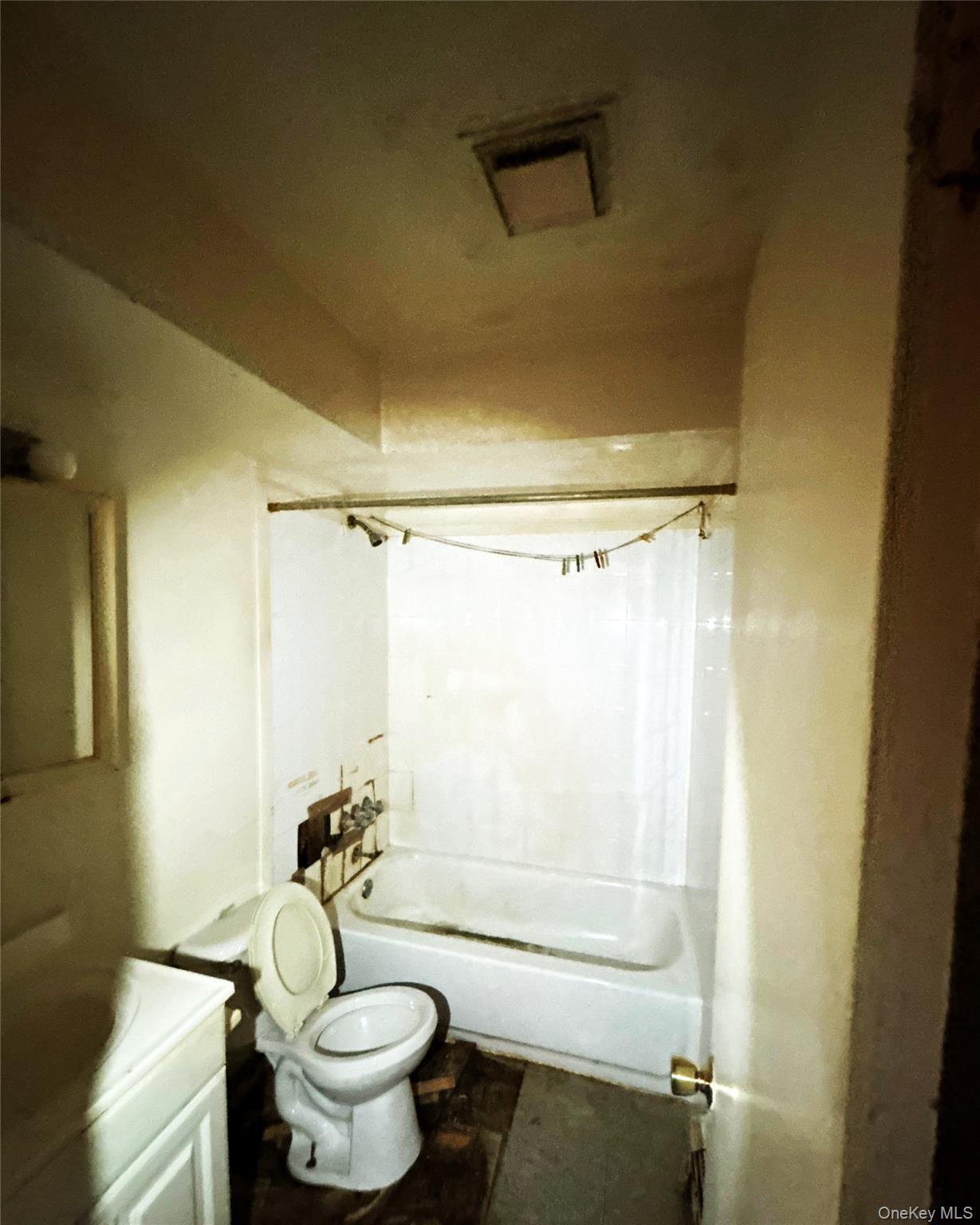 2453 Union Boulevard 27-A Islip Islip, NY 11751