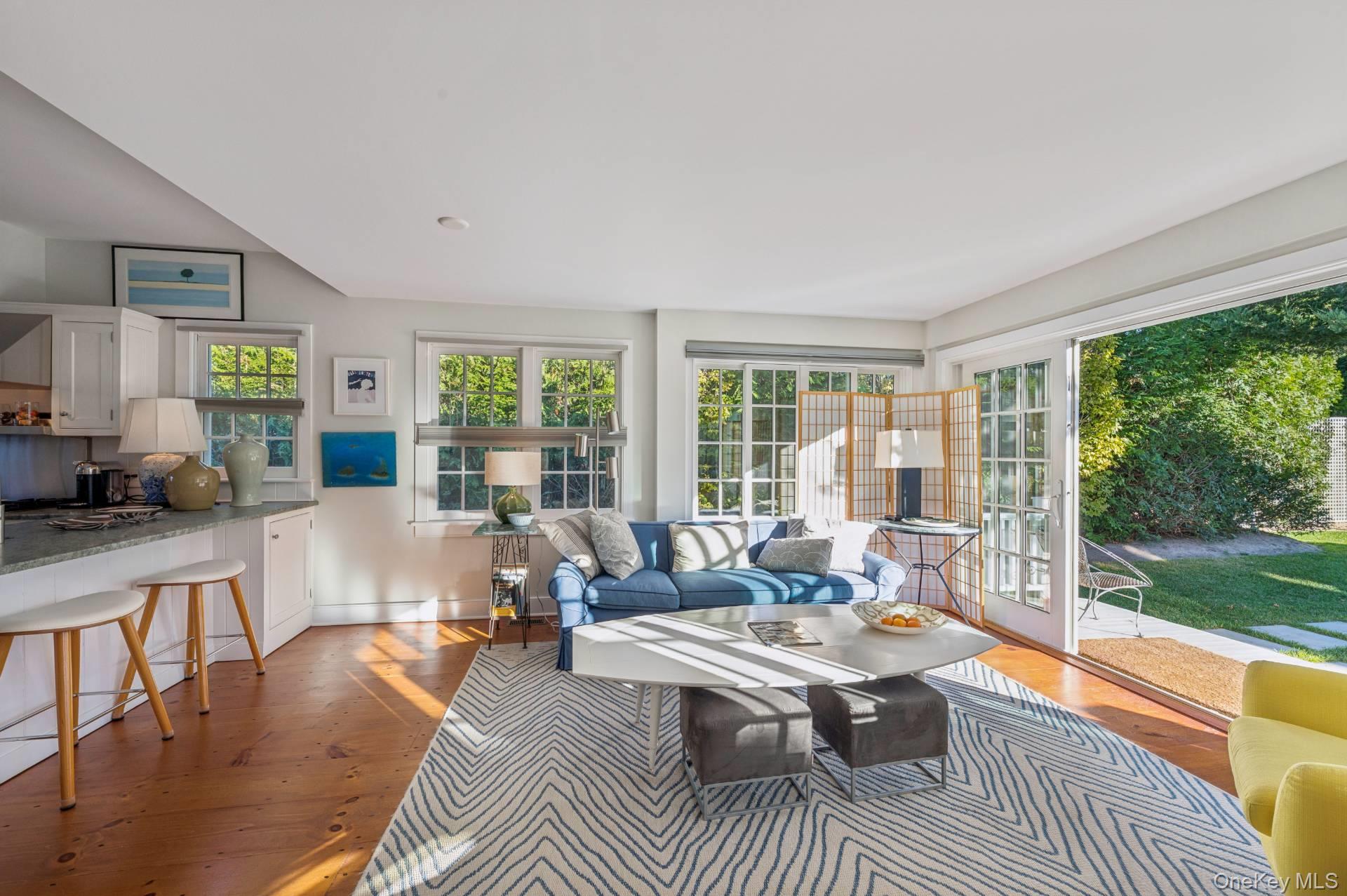 94 Post Lane Southampton Southampton, NY 11968