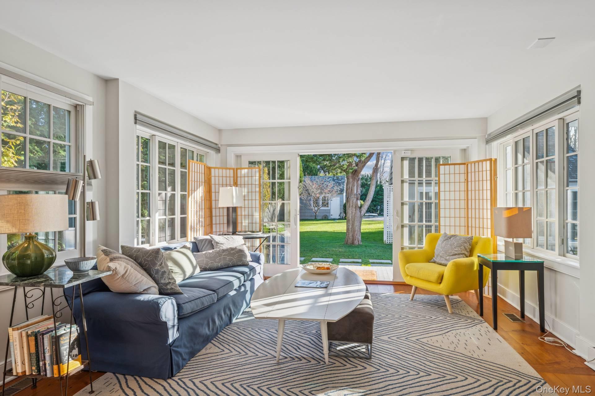 94 Post Lane Southampton Southampton, NY 11968