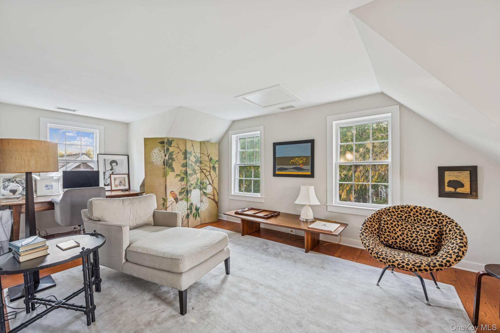 94 Post Lane Southampton Southampton, NY 11968