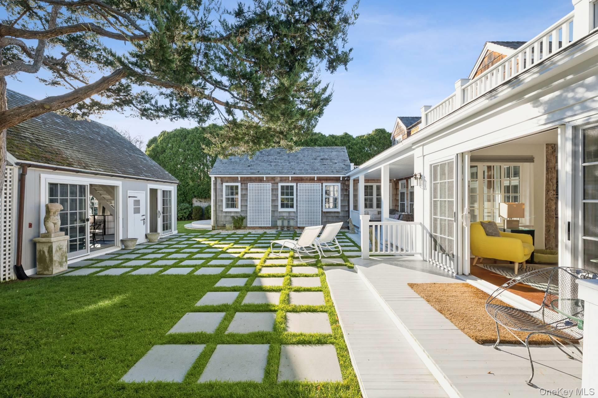 94 Post Lane Southampton Southampton, NY 11968