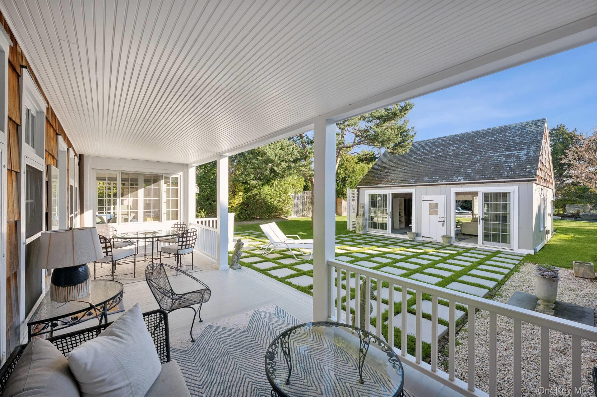 94 Post Lane Southampton Southampton, NY 11968