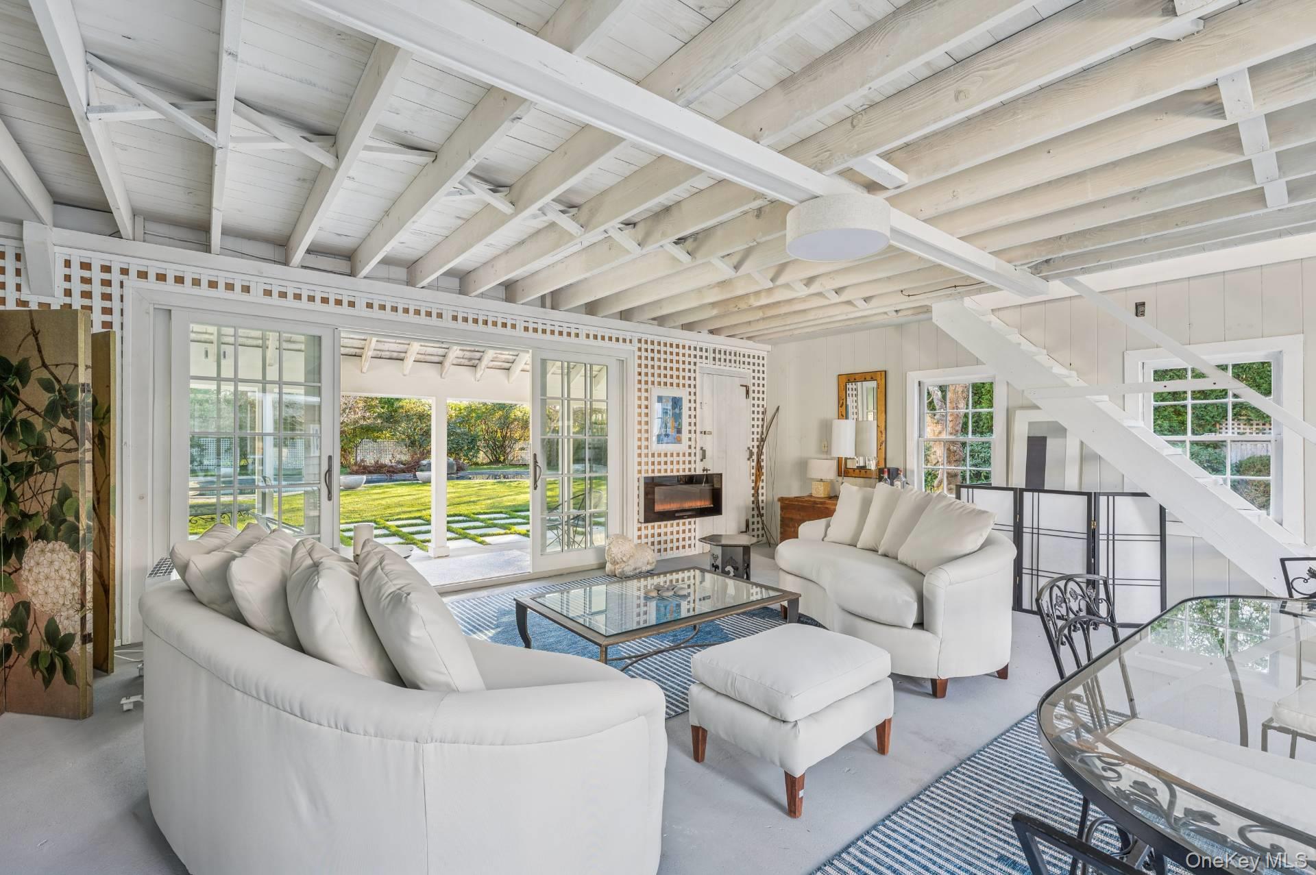 94 Post Lane Southampton Southampton, NY 11968