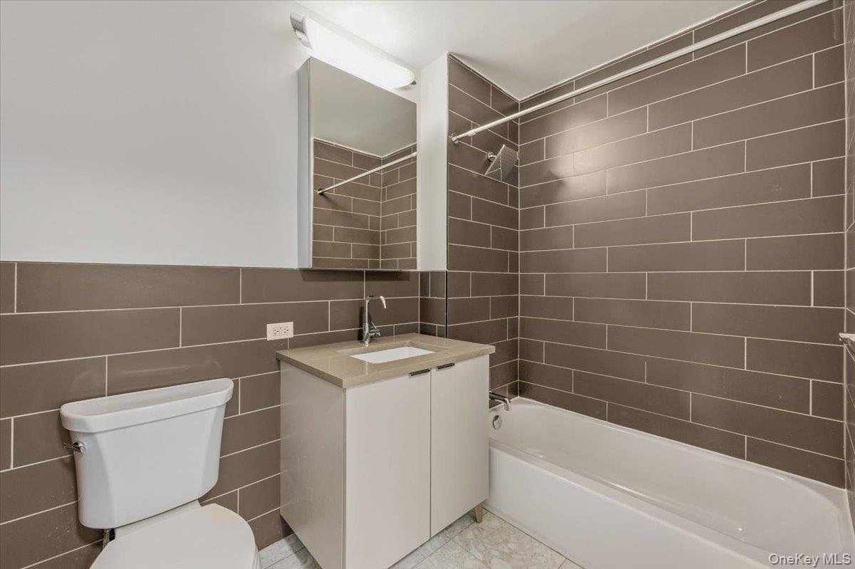 7 Dekalb Avenue 19-F Brooklyn, NY 11201