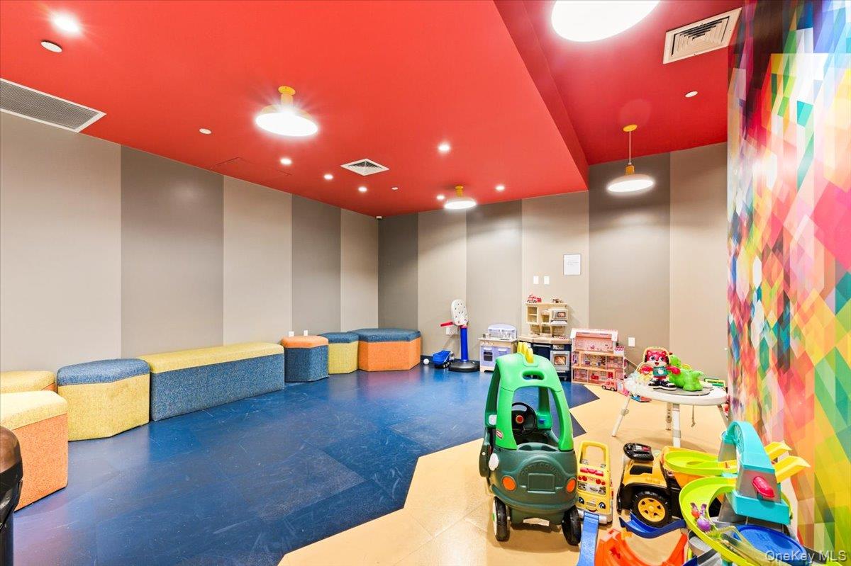 7 Dekalb Avenue 19-F Brooklyn, NY 11201