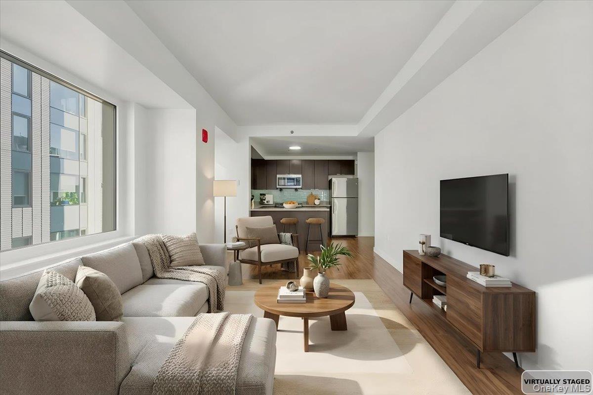 7 Dekalb Avenue 19-F Brooklyn, NY 11201