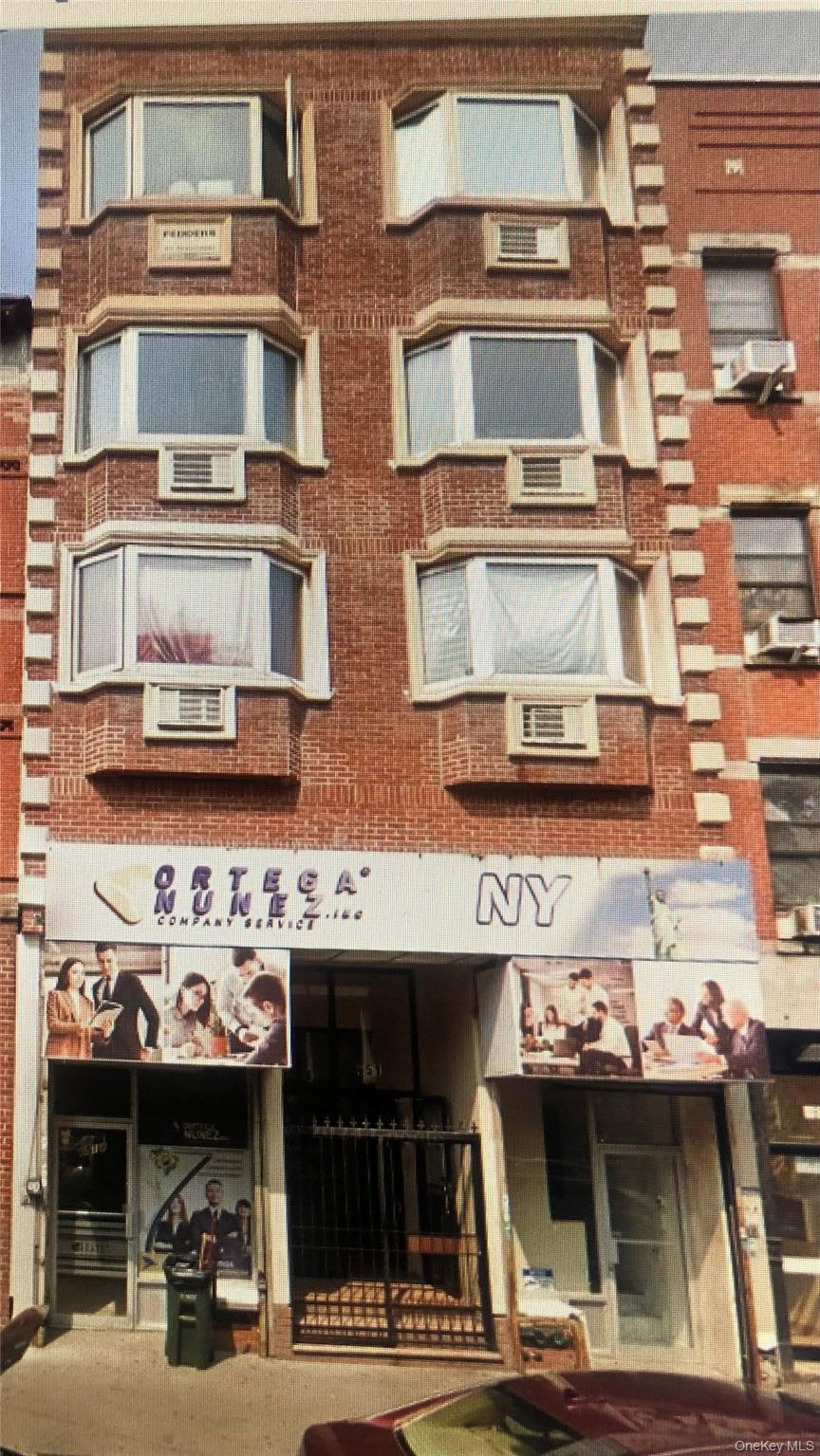 651 Courtlandt Avenue Bronx, NY 10451