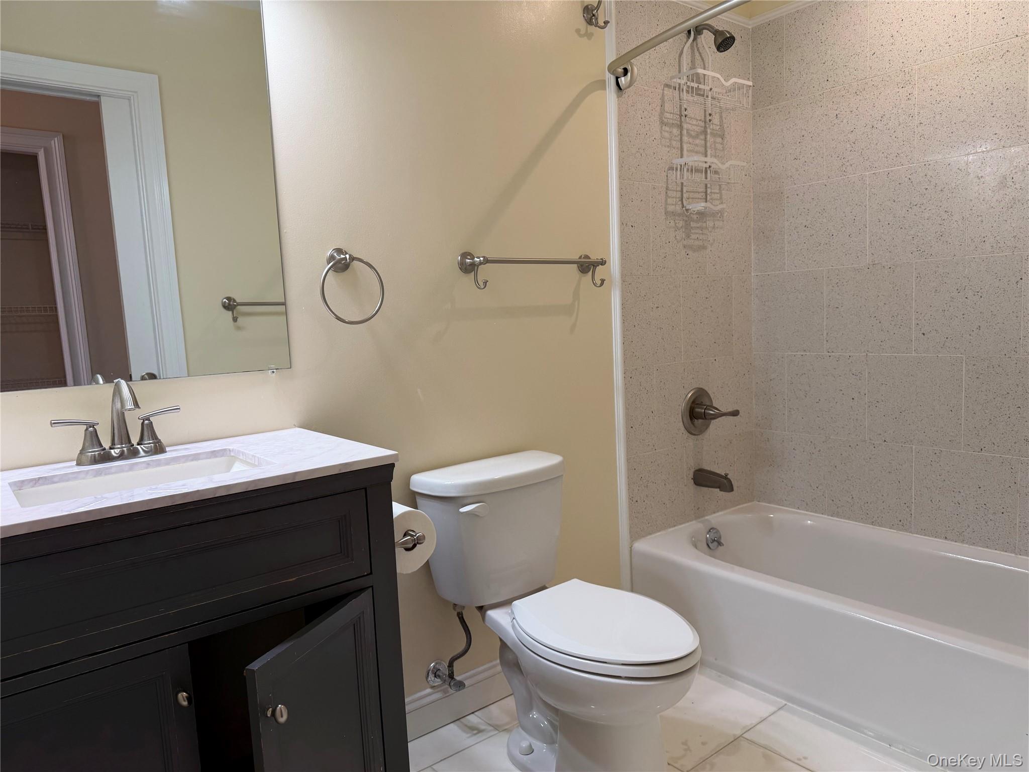 337 Main Street 2-F Out of NYC Poughkeepsie, NY 12601