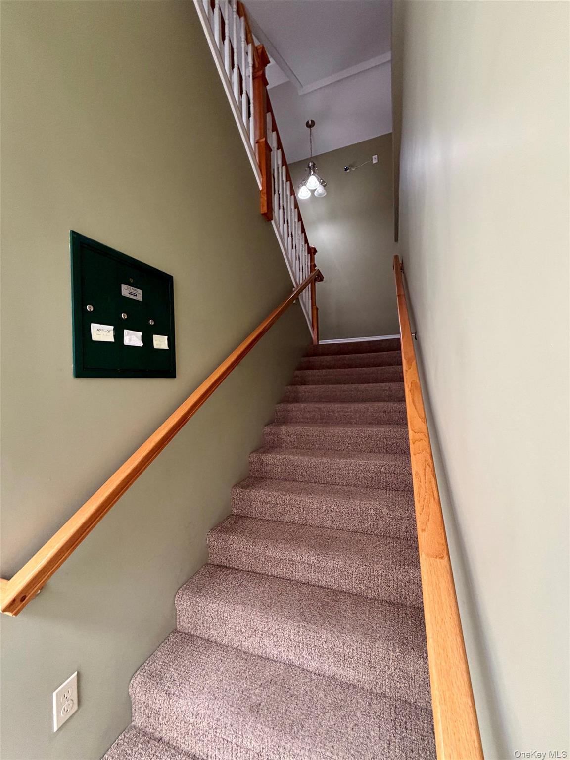 337 Main Street 2-F Out of NYC Poughkeepsie, NY 12601