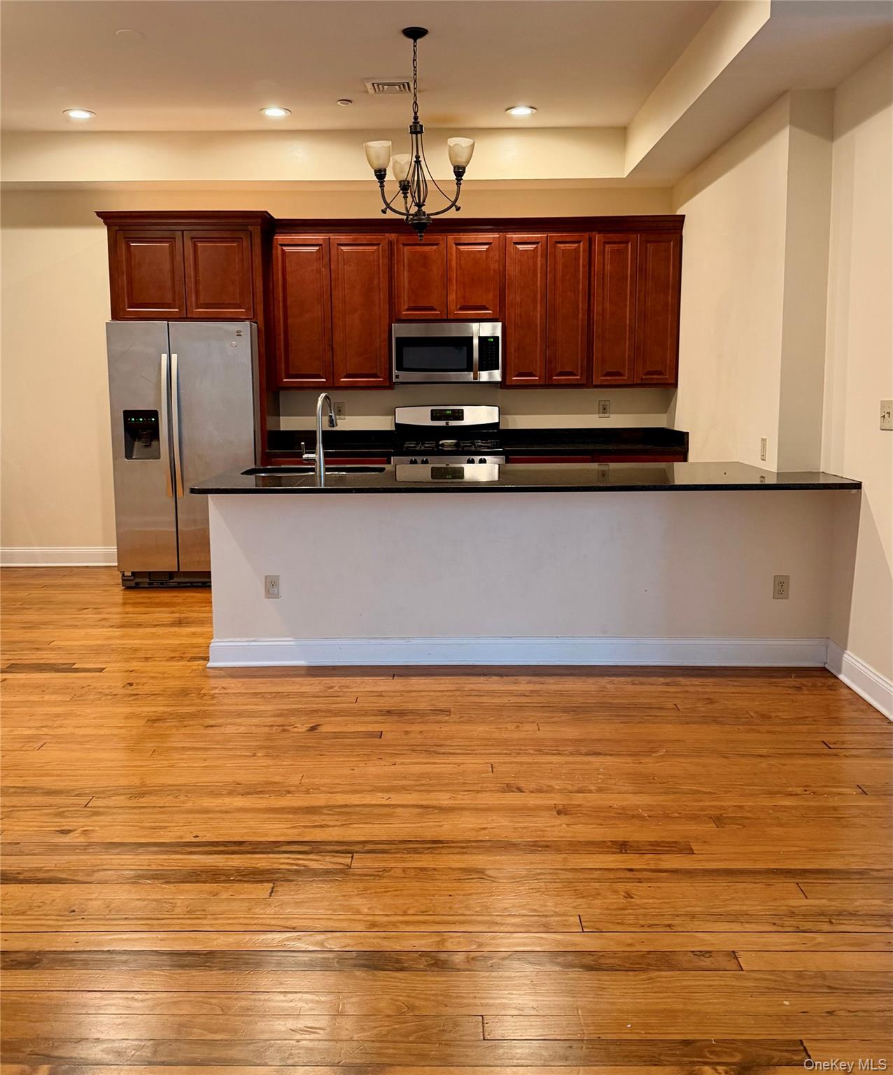 337 Main Street 2-F Out of NYC Poughkeepsie, NY 12601