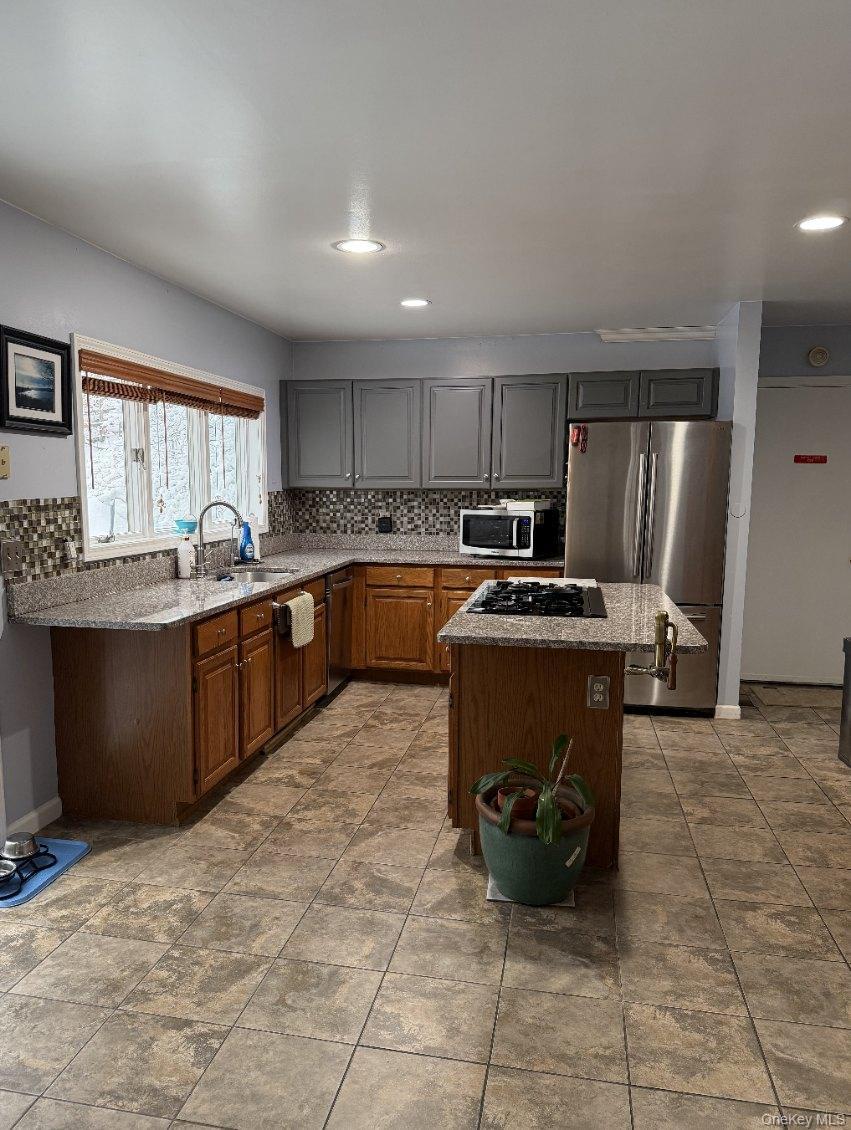 4 Greenlawn Road Cortlandt Manor, NY 10567