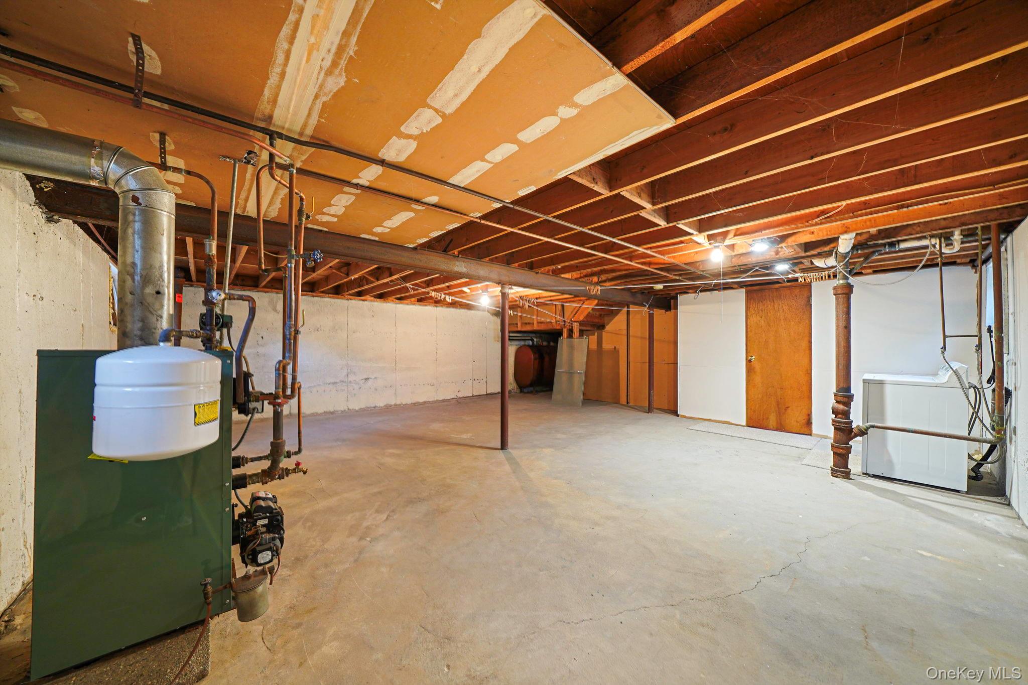 126 West 3rd Street Deer Park Deer Park, NY 11729