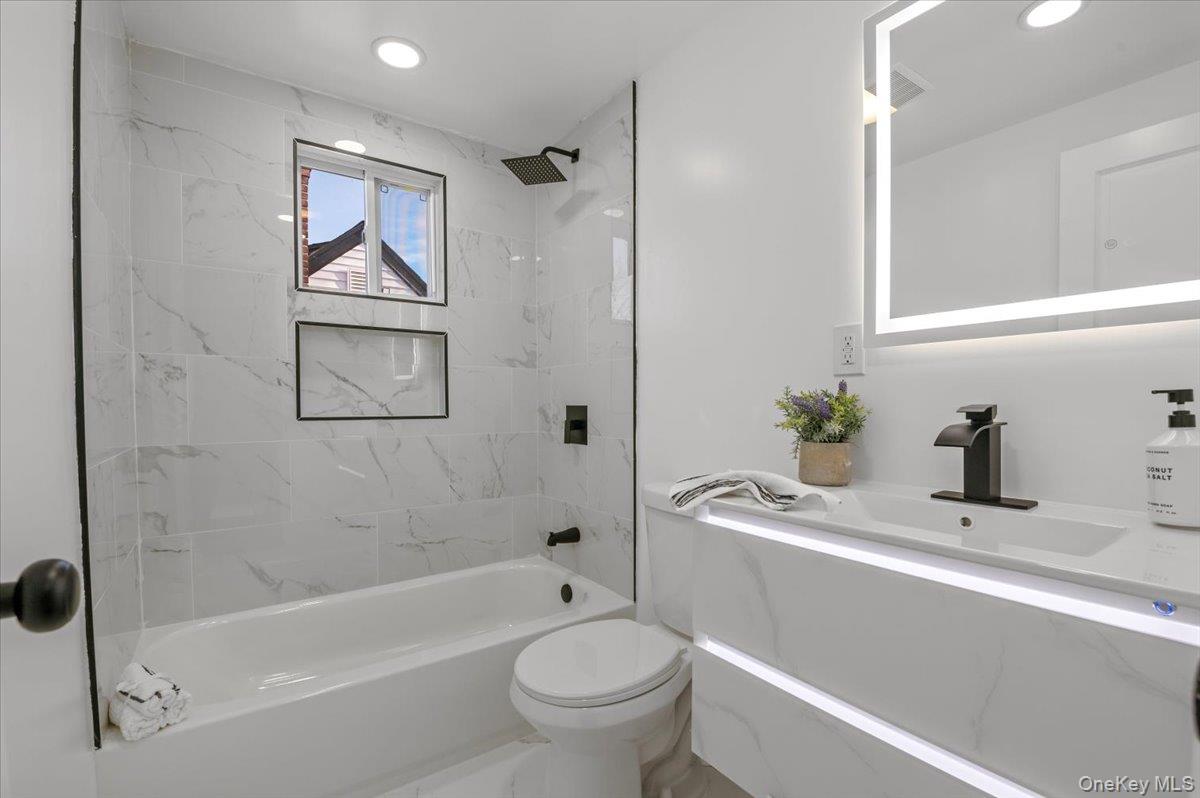 126 Fairview Boulevard Hempstead Hempstead, NY 11550