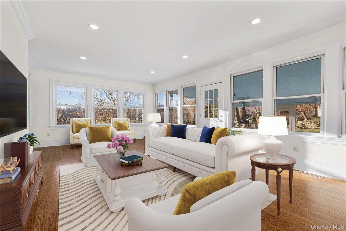 83 Somerstown Road Ossining Ossining, NY 10562